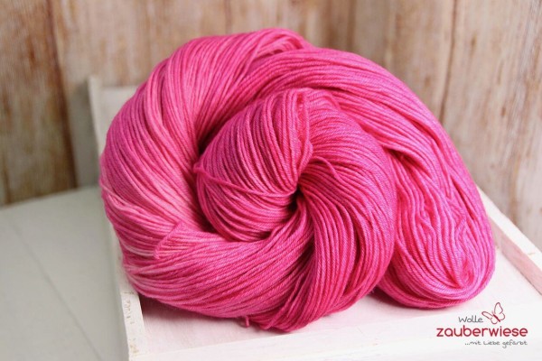 aufgehende Blüte, Merino superwash 400m mulesingfrei