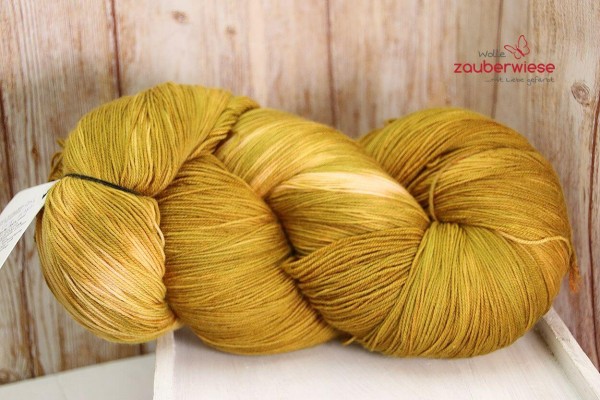 helles Curry, Merino superwash 530m mulesingfrei